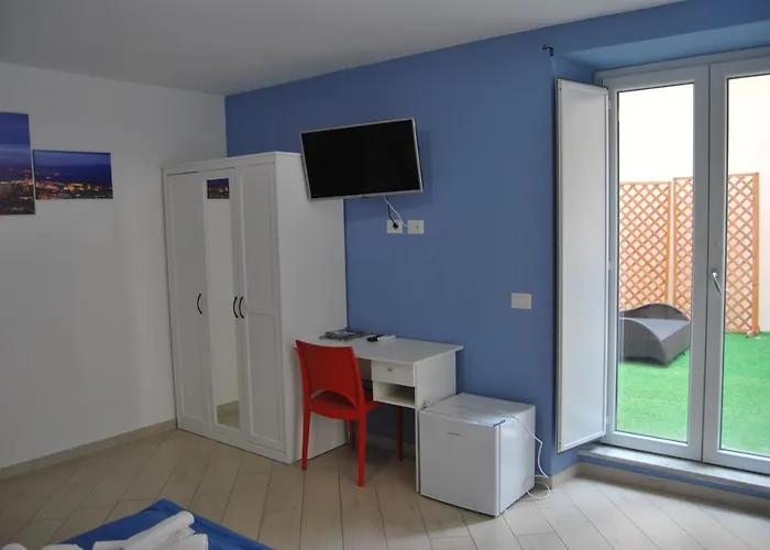 Historic Center לינה וארוחת בוקר סורנטו